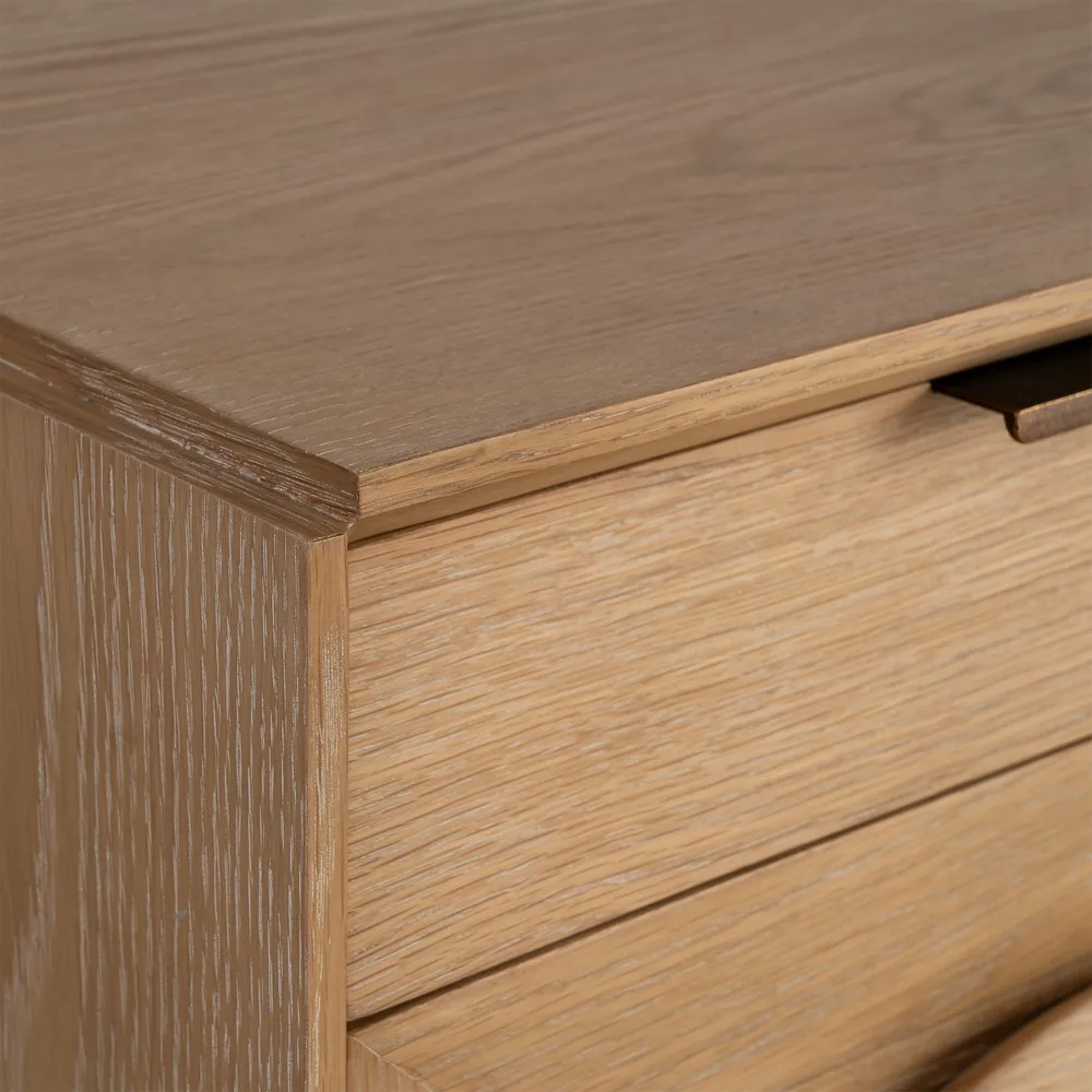 Perspectiva general del aparador de madera de roble 240 cm