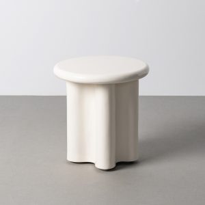Mesa auxiliar lacada crema Ref. 615589
