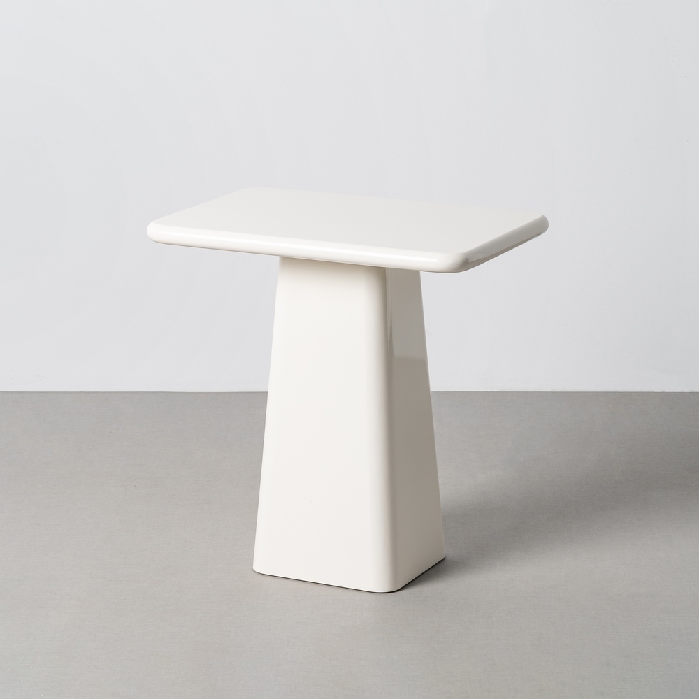 MESA AUXILIAR LACADO CREMA DM SALÓN 60 X 40 X 61 CM